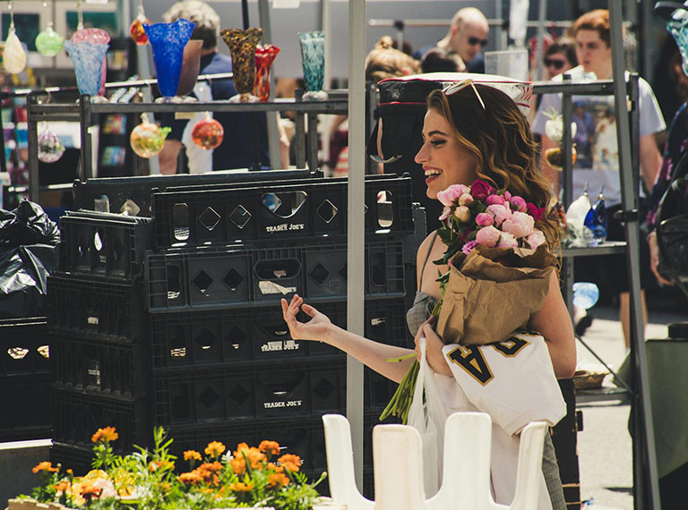 pexels-brett-sayles-1103063